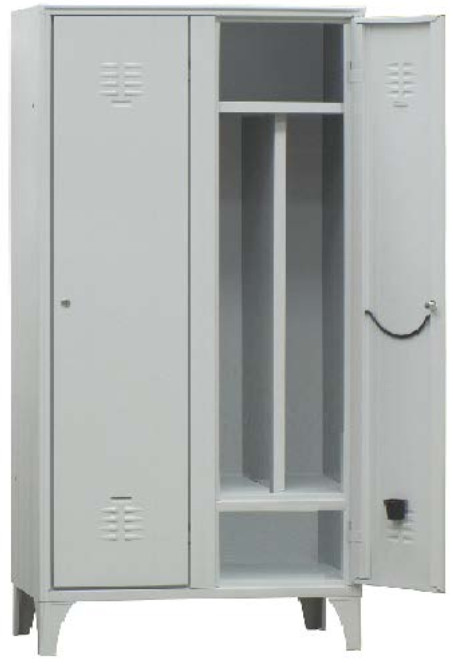 ARMADIO SPOGLIATOIO CON TRAMEZZA E VANO PORTA SCARPE